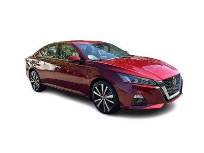 2022 Nissan Altima in North Vancouver, British Columbia