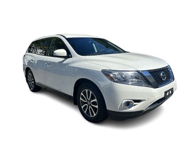 2015 Nissan Pathfinder in Vancouver, British Columbia