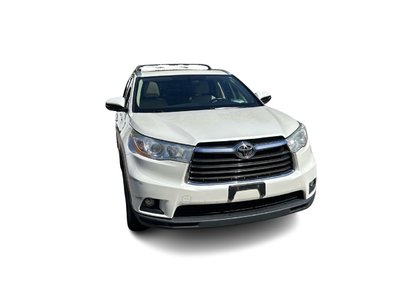 2014 Toyota Highlander in North Vancouver, British Columbia