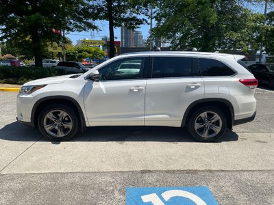2017 Toyota Highlander in Vancouver, British Columbia