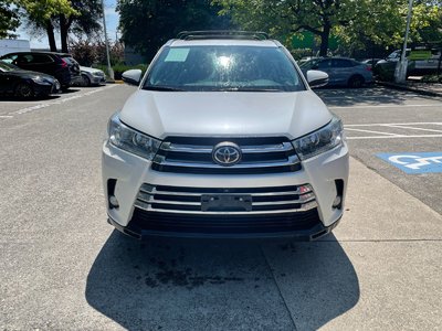 2017 Toyota Highlander in Vancouver, British Columbia