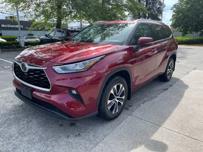 2020 Toyota Highlander in Vancouver, British Columbia