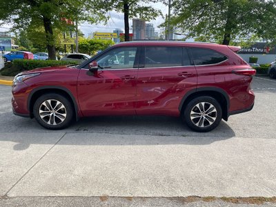 2020 Toyota Highlander in Vancouver, British Columbia