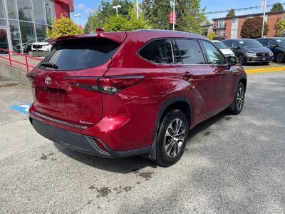 2020 Toyota Highlander in Vancouver, British Columbia