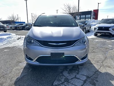 Chrysler Pacifica  2017 à Mississauga, Ontario