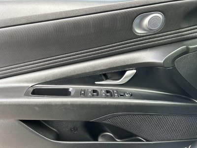 2023 Hyundai Elantra in Mississauga, Ontario