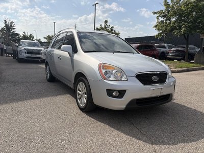 2012 Kia Rondo in Mississauga, Ontario