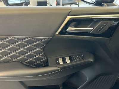 2025 Mitsubishi OUTLANDER PHEV in Mississauga, Ontario