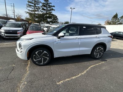 Mitsubishi OUTLANDER PHEV  2025 à Mississauga, Ontario