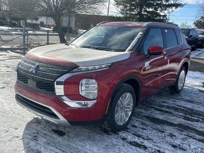 2025 Mitsubishi Outlander Plug-in Hybrid in Mississauga, Ontario
