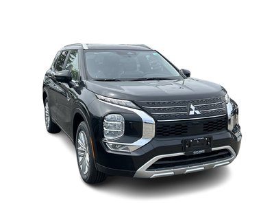 2025 Mitsubishi Outlander Plug-in Hybrid in Mississauga, Ontario