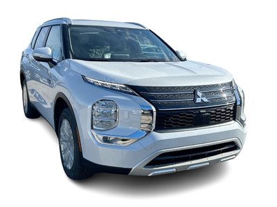 2025 Mitsubishi Outlander Plug-in Hybrid in Mississauga, Ontario