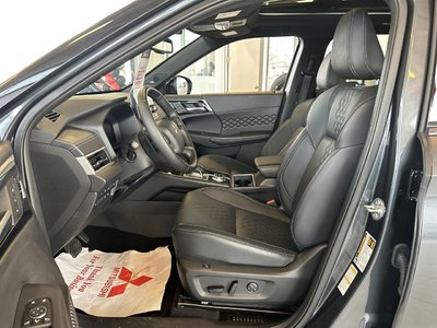 Mitsubishi Outlander Plug-in Hybrid  2025 à Mississauga, Ontario