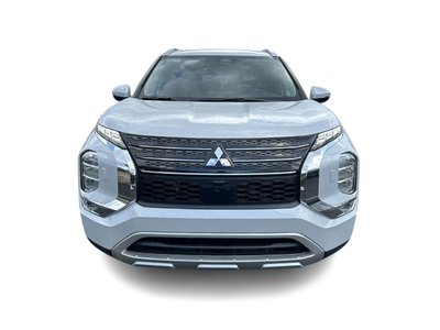 2025 Mitsubishi Outlander Plug-in Hybrid in Mississauga, Ontario