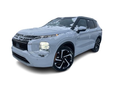2025 Mitsubishi Outlander Plug-in Hybrid in Mississauga, Ontario