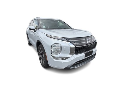 Mitsubishi Outlander Plug-in Hybrid  2026 à Mississauga, Ontario