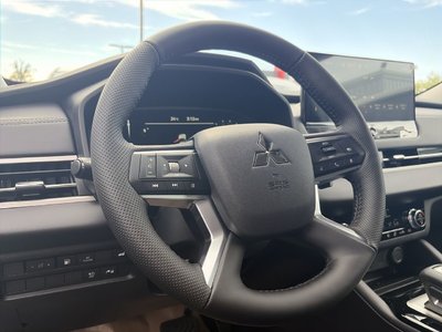 2026 Mitsubishi Outlander Plug-in Hybrid in Mississauga, Ontario