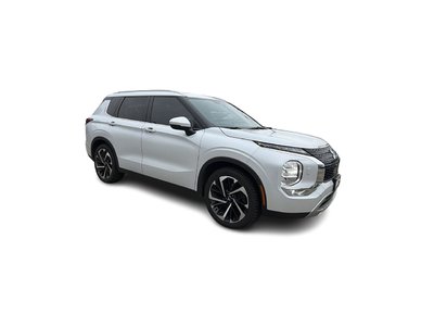 2022 Mitsubishi Outlander in Mississauga, Ontario