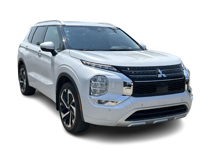 2023 Mitsubishi Outlander in Mississauga, Ontario