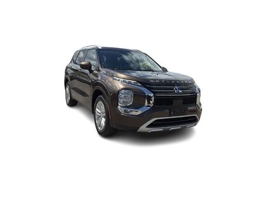 2023 Mitsubishi Outlander in Mississauga, Ontario