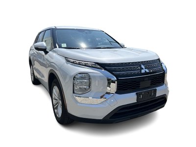 2024 Mitsubishi Outlander in Mississauga, Ontario
