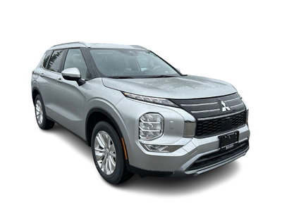 2025 Mitsubishi Outlander in Mississauga, Ontario