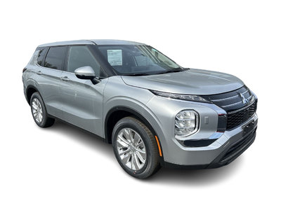 2025 Mitsubishi Outlander in Mississauga, Ontario