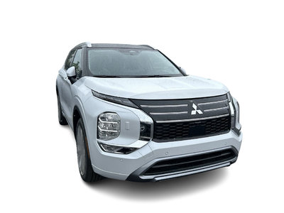 2025 Mitsubishi Outlander in Mississauga, Ontario
