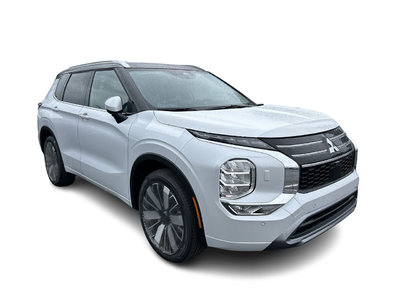 2025 Mitsubishi Outlander in Mississauga, Ontario