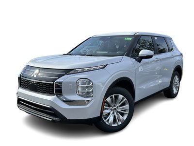 2026 Mitsubishi Outlander in Mississauga, Ontario
