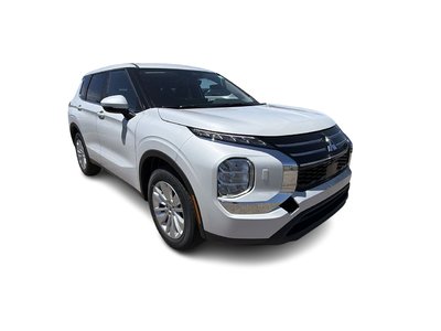 2026 Mitsubishi Outlander in Mississauga, Ontario