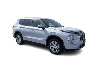 2026 Mitsubishi Outlander in Mississauga, Ontario