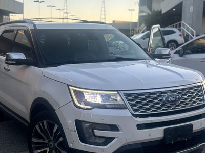 2017 Ford Explorer in North Vancouver, British Columbia