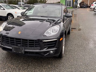 2017 Porsche Macan in North Vancouver, British Columbia