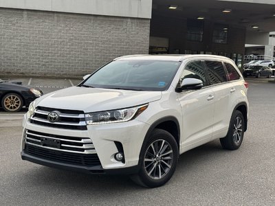 2017 Toyota Highlander in Richmond, British Columbia