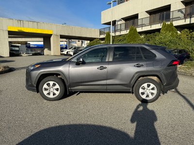 Toyota RAV4  2024 à Vancouver, Colombie-Britannique