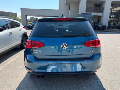 Volkswagen Golf  2017 à Vancouver, Colombie-Britannique