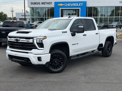 2024 Chevrolet Silverado 3500HD LT, DURAMAX, V8 6.6L DIESEL, CREW, 4X4 !!!