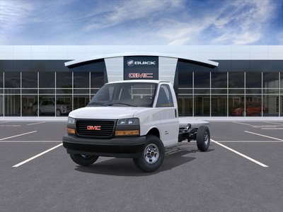 2026 GMC Savana Cutaway 3500 WT 159''