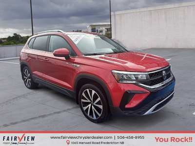 2023 Volkswagen Taos Comfortline Fully loaded with sun and sound  group
