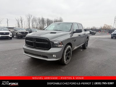 Ram 1500 Classic Express 2022 MOTEUR 5.7L • FREIN DE REMORQUE • TONNEAU COVER • 8 PNEUS !