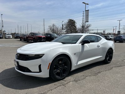 Chevrolet Camaro  2021 à Brampton, Ontario