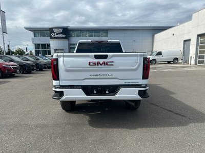 2025 GMC Sierra 2500 HD in Brampton, Ontario