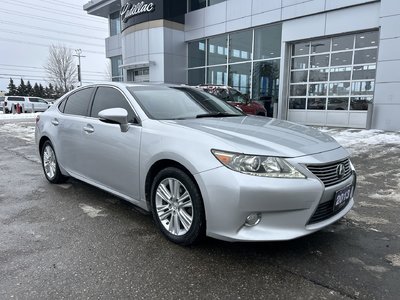 2013 Lexus ES350 in Mississauga, Ontario