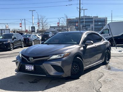 2019 Toyota Camry in Woodbridge, Ontario