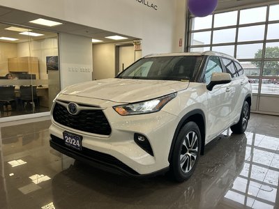 2024 Toyota Highlander in Brampton, Ontario