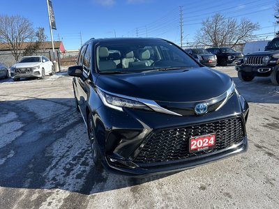 2024 Toyota Sienna Hybrid in Mississauga, Ontario