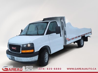GMC Savana Cutaway 3500 WT 159'' 2025