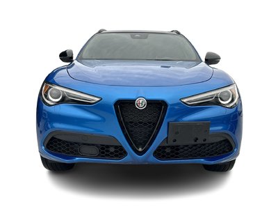 Alfa Romeo Stelvio  2022 à Vancouver, Colombie-Britannique