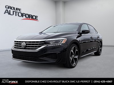 Volkswagen Passat Execline,R-Line,cuir,bancs chauffants,toit ouvrant 2020 JAMAIS ACCIDENTÉ